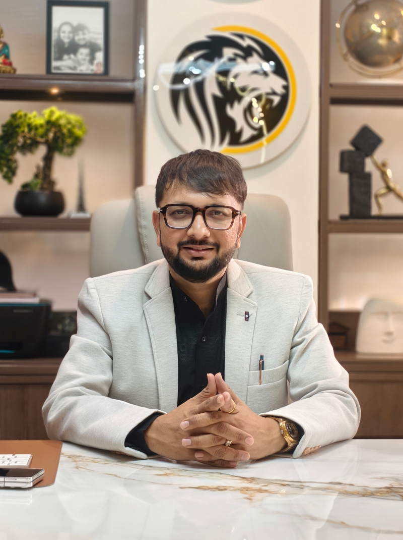 Hiren Akbari